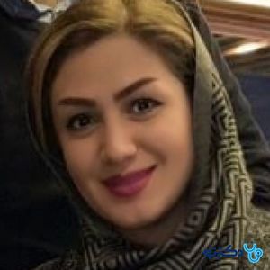 رباب عزیزی