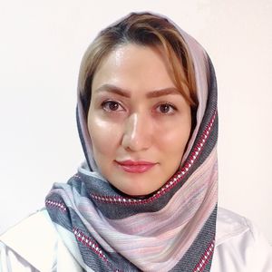 سارا نجاتی