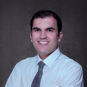 شاهین بنایی