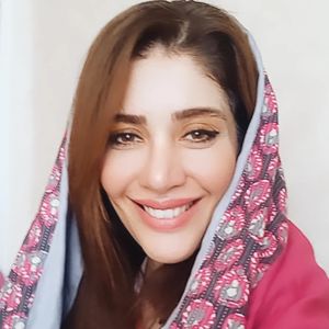 شیما شریعت خواه