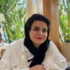 شیرین قانع فرد