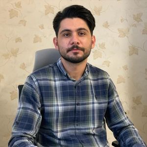سینا اسمعیل نژاد