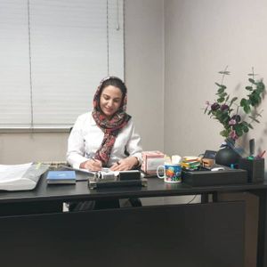 سرور نامداری