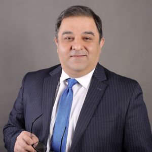 وحید حریری نیا