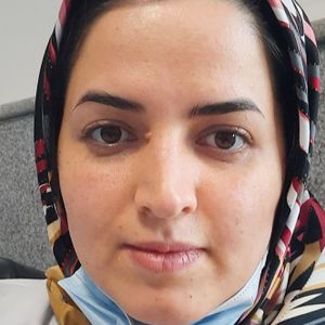 زکیه فروزان نژاد
