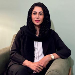 فاطمه جاوید