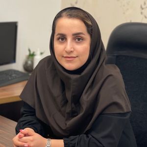 فاطمه صادقی