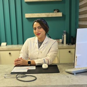 لعیا اکبرزاده