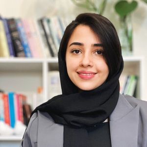 مهدیه محمودی