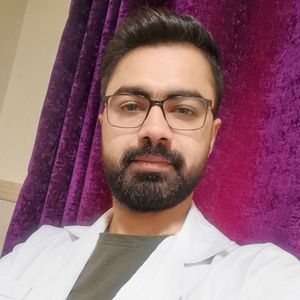 محمود علامی نژاد