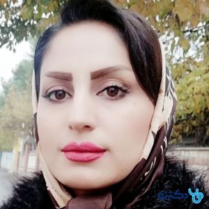 مریم دهقانی