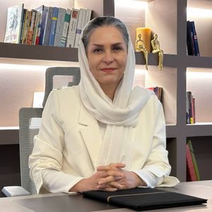 مینو سادات امین زاده