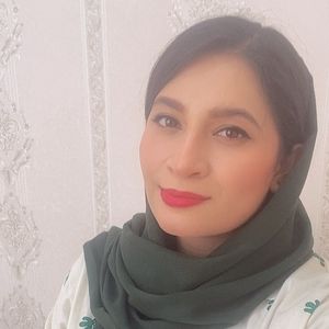 محدثه آخوند شریف