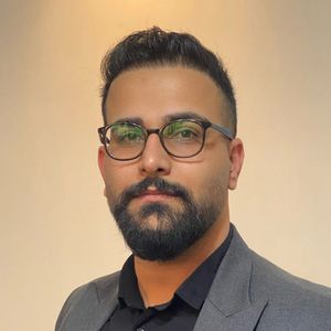 عکس دکتر