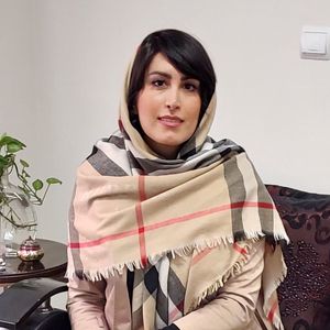 نیلوفر گلشن