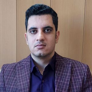 وحید سخنور