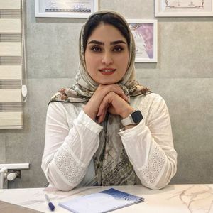 زهرا علیزاده