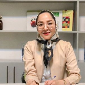 زهرا فیض نیا