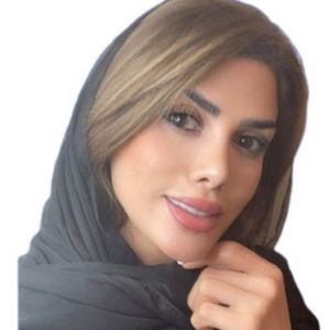 زهرا لطفی