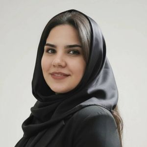 زهرا صادقی