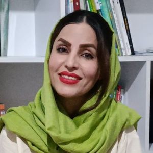 زهرا محمودی تبار
